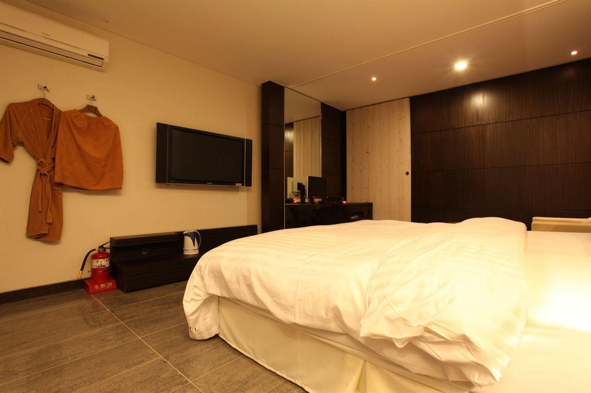 Yeongdeungpo Lifestyle F Hotel Szöul Kültér fotó