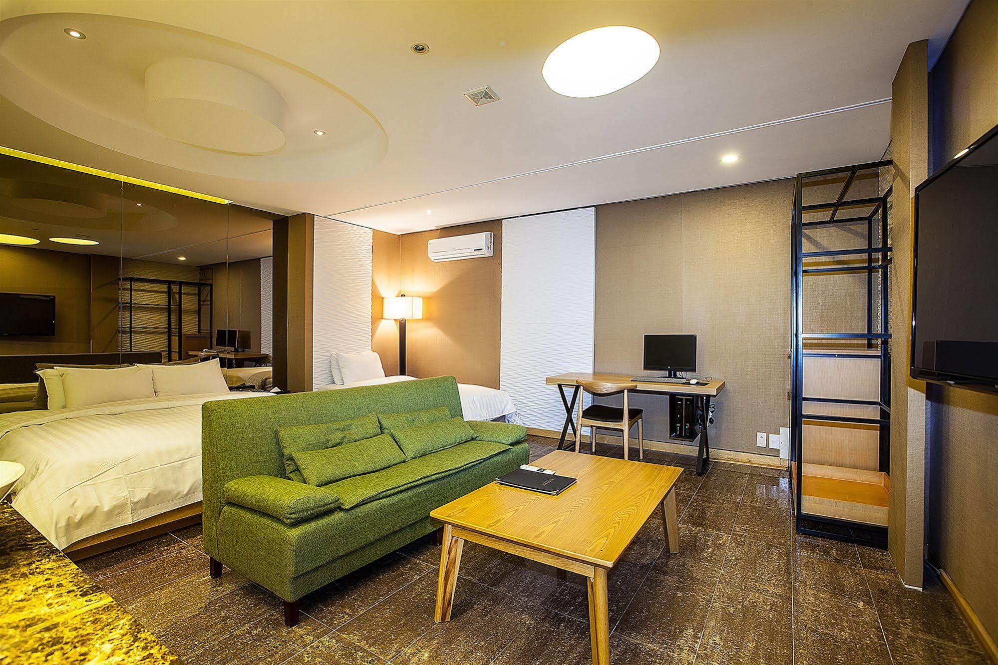 Yeongdeungpo Lifestyle F Hotel Szöul Kültér fotó